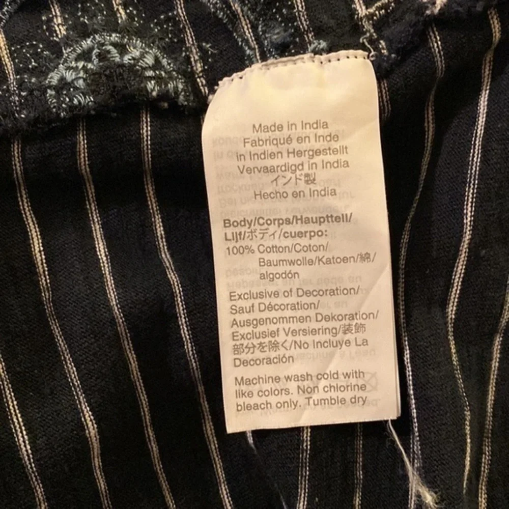 J.Crew‎ embroidered top